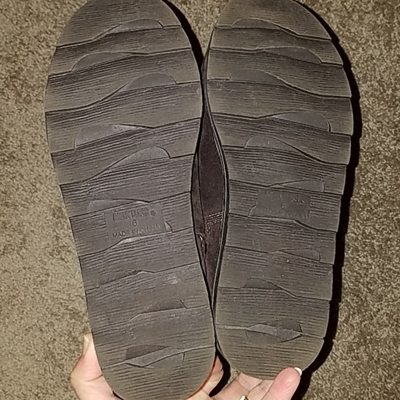 MukLuks Boots - Picture 6 of 7